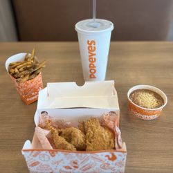 Popeyes Louisiana Kitchen - 3Pc Tenders Combo