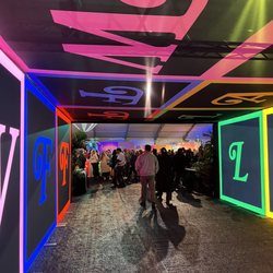 Los Angeles Food & Wine Festival - Cool entryway