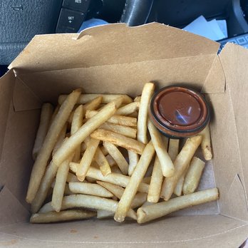 Ridgewood Station Tavern - $8 fries - Bars Near Me - Wantagh, New York Ridgewood Station Tavern - $8 fries - Bars Near Me - Wantagh, New York