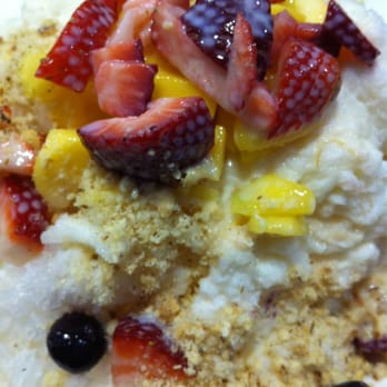 Rich lychee: lychee, milk, nuts, dried fruit, and mochi