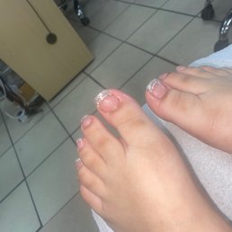 glitter french tip