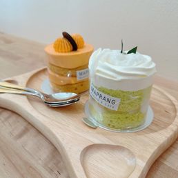 Coconut Pandan Cake