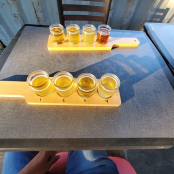 Two Story Chimney Ciderworks - Flights - Cideries Near Me - Gaithersburg, Maryland