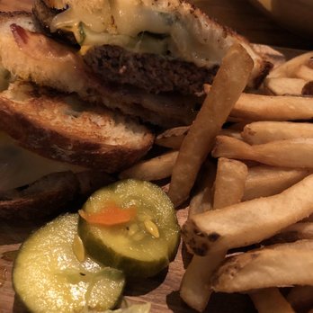 Tavern Hall - Patty melt - New American Near Me - Bellevue, Washington Tavern Hall - Patty melt - New American Near Me - Bellevue, Washington