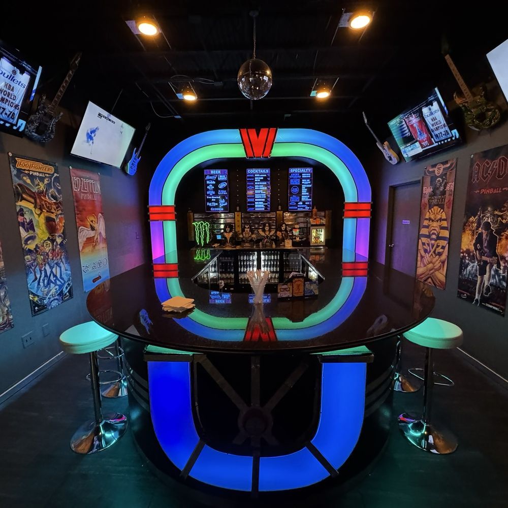 Free Play Pinball Arcade - Arcades Near Me - Fraser, Michigan