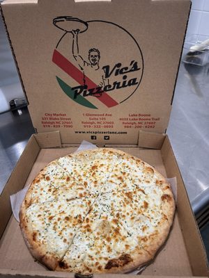 Vic's Pizzeria by null