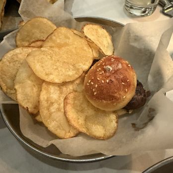 Hugo's Frog Bar & Fish House - Filet slider - Seafood Near Me - Chicago, Illinois