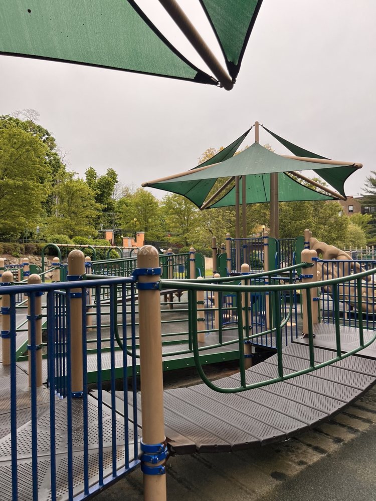 Social spots from Huguenot Park