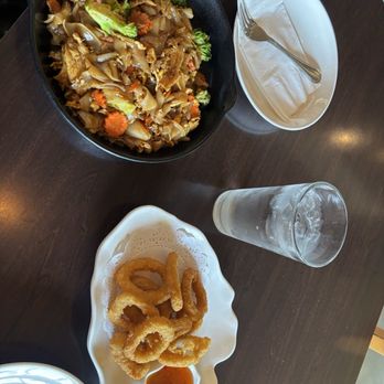 Pure Thai - PAD SEE-IW NOODLES CRISPY CALAMARI - Thai Near Me - San Diego, California Pure Thai - PAD SEE-IW NOODLES CRISPY CALAMARI - Thai Near Me - San Diego, California