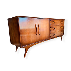 Heirloom Decor