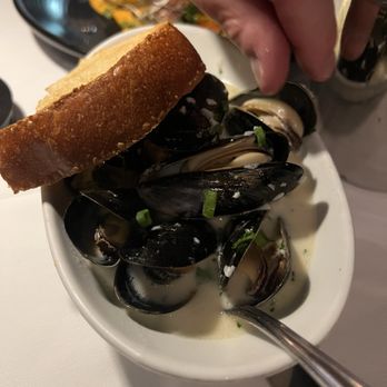 Finn's Seafood Chops Cocktails - mussels - Seafood Near Me - Victoria, British Columbia Finn's Seafood Chops Cocktails - mussels - Seafood Near Me - Victoria, British Columbia