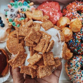 Donut Hub - Donuts Near Me - Orange, California