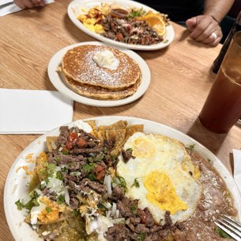 Lemon Grove Cafe - Asada chilaquiles green and asada plate - American Near Me - Lemon Grove, California Lemon Grove Cafe - Asada chilaquiles green and asada plate - American Near Me - Lemon Grove, California