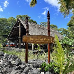 Pae'a aka two-step - Hut as you walk along the one-way street toward Two Step.