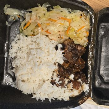 Spice House Midtown - White rice, Oxtails, and Mushy Cabbage. - Caribbean Near Me - Atlanta, Georgia Spice House Midtown - White rice, Oxtails, and Mushy Cabbage. - Caribbean Near Me - Atlanta, Georgia