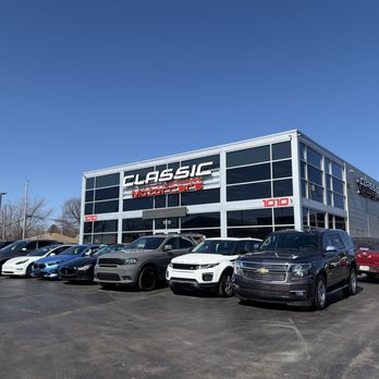 Classic Motorcars - 1010 E Layton ave Milwaukee WI - Used Car Dealers Near Me - Milwaukee, Wisconsin Classic Motorcars - 1010 E Layton ave Milwaukee WI - Used Car Dealers Near Me - Milwaukee, Wisconsin