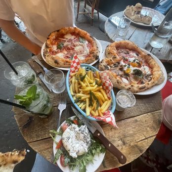 The Brooklyn Pizzeria - Pizza Near Me - Paris, 75 The Brooklyn Pizzeria - Pizza Near Me - Paris, 75