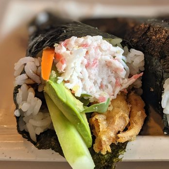 Fuji Revolving Sushi Bar - hand roll - Sushi Bars Near Me - Cypress, California Fuji Revolving Sushi Bar - hand roll - Sushi Bars Near Me - Cypress, California