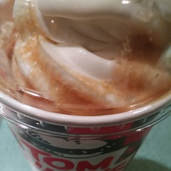 Tom Wahl's Bushnell's Basin - Root beer float with soft serve vanilla - Burgers Near Me - Pittsford, New York