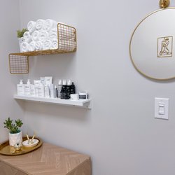 La Mer Nails and Spa