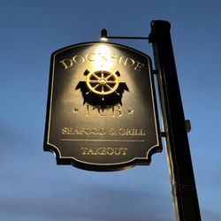 Dockside Pub