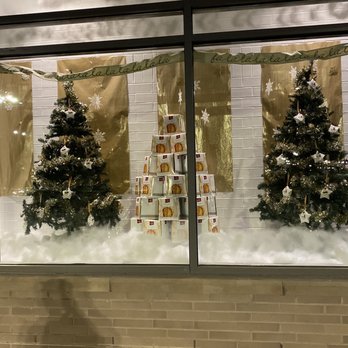 Lidl - Christmas Storefront Display... - Grocery Near Me - Cary, North Carolina