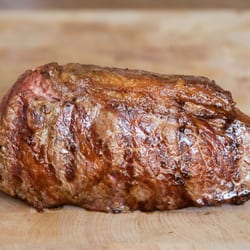 Gaucho Delux GmbH - GAUCHO Beef. Entrecôte vom Holzkohlengrill. Credit Martina Meier