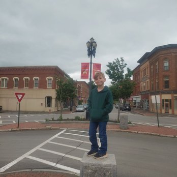 Market Pizza - My boy Mikey in Market Square after the best Pizza in Maine at Market Pizza Increadible flavor and great special pizzas - Pizza Near Me - Houlton, Maine Market Pizza - My boy Mikey in Market Square after the best Pizza in Maine at Market Pizza Increadible flavor and great special pizzas - Pizza Near Me - Houlton, Maine