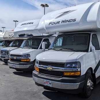 Giant RV - Class C's for sale - RV Dealers Near Me - Colton, California Giant RV - Class C's for sale - RV Dealers Near Me - Colton, California