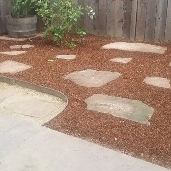 Fortino Alducin Landscaping - Crushed granite patio and landscaped - Landscaping Near Me Fortino Alducin Landscaping - Crushed granite patio and landscaped - Landscaping Near Me