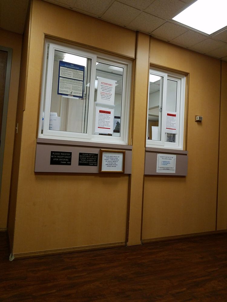 AURORA C MARIANI ,MD Updated September 2024 21 Reviews 912139