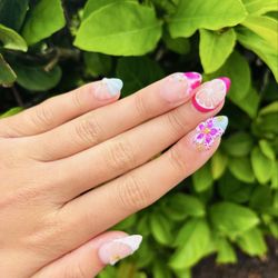 Nail & Beyond - Prom nails