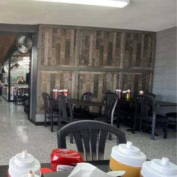 The Smokin’ Ox Premium BBQ - Inside. - Food Trucks Near Me - Winter Haven, Florida