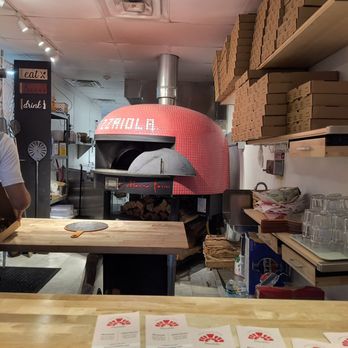 Pizzaiola - Wynwood - Pizza Near Me - Miami, Florida