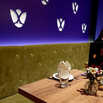 L'Orient Winterhude - Restaurants Near Me - Hamburg, HH