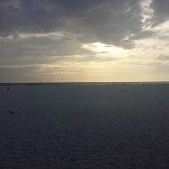 Crabby's Beachside Pavilion - View of the beach from the outdoor seating. - Seafood Near Me - Clearwater Beach, Florida