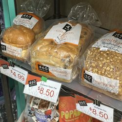 Jackson Hole Marketplace - Bread looked fresh, but they won't get my business if their staff is rude to me.