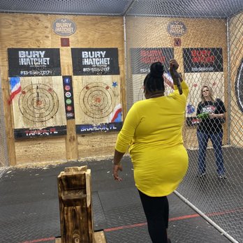 Bury the Hatchet - Axe Throwing Near Me - Brandon, Florida