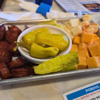 2 Crazy Fellas - Cheese and Alligator sausage platter - Cajun/Creole Near Me - Olive Branch, Mississippi