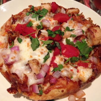BJ's Restaurant & Brewhouse - BBQ CHICKEN deep dish pizza - New American Near Me - Downey, California