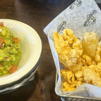 Kalaveras - Guacamole and chichrones - Mexican Near Me - Corona, California