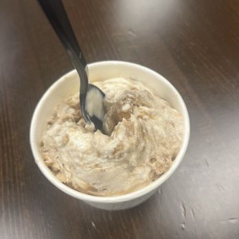 Hangry Bear Creamery - Senor Pepper Float - Ice Cream & Frozen Yogurt Near Me - Kennett Square, Pennsylvania Hangry Bear Creamery - Senor Pepper Float - Ice Cream & Frozen Yogurt Near Me - Kennett Square, Pennsylvania