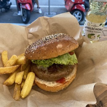 Holy Cow - Elvis - Burgers Near Me - Zürich, ZH Holy Cow - Elvis - Burgers Near Me - Zürich, ZH