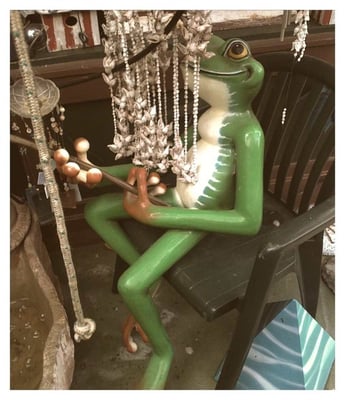 R. Thomas Deluxe Grill by null