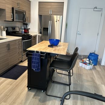 Alcira’s Cleaning Service - Kitchen cleaning - Home Cleaning Near Me Alcira’s Cleaning Service - Kitchen cleaning - Home Cleaning Near Me