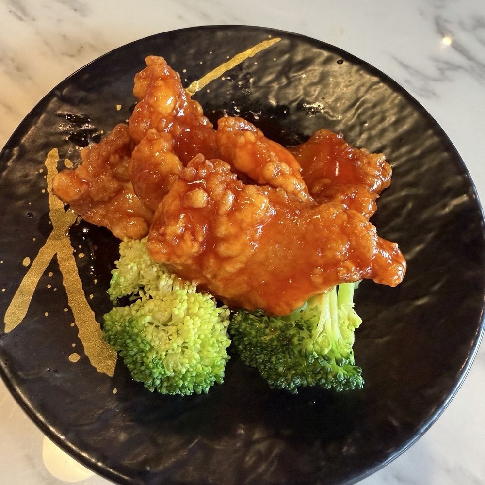 Kashi Sushi - General's chicken - Sushi Bars Near Me - Queensbury, New York Kashi Sushi - General's chicken - Sushi Bars Near Me - Queensbury, New York