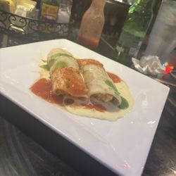 Los Amigos - Chicken enchiladas