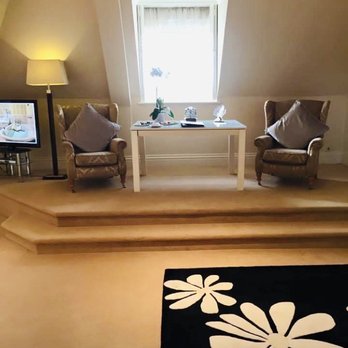 Hayfield Manor - Hotels Near Me - Cork City, Colorado