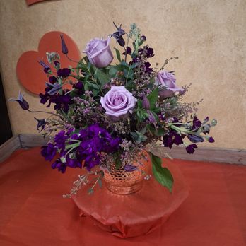 Dehn's - Gift Shops Near Me - Ballston Spa, New York