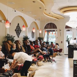 Posh Nail & Spa - Interior